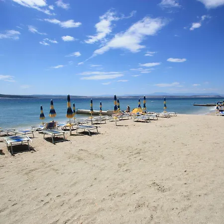 Mediterranes Nur 70 Meter Zum Mit Meerblick, Parkplatz, Grill Crikvenica